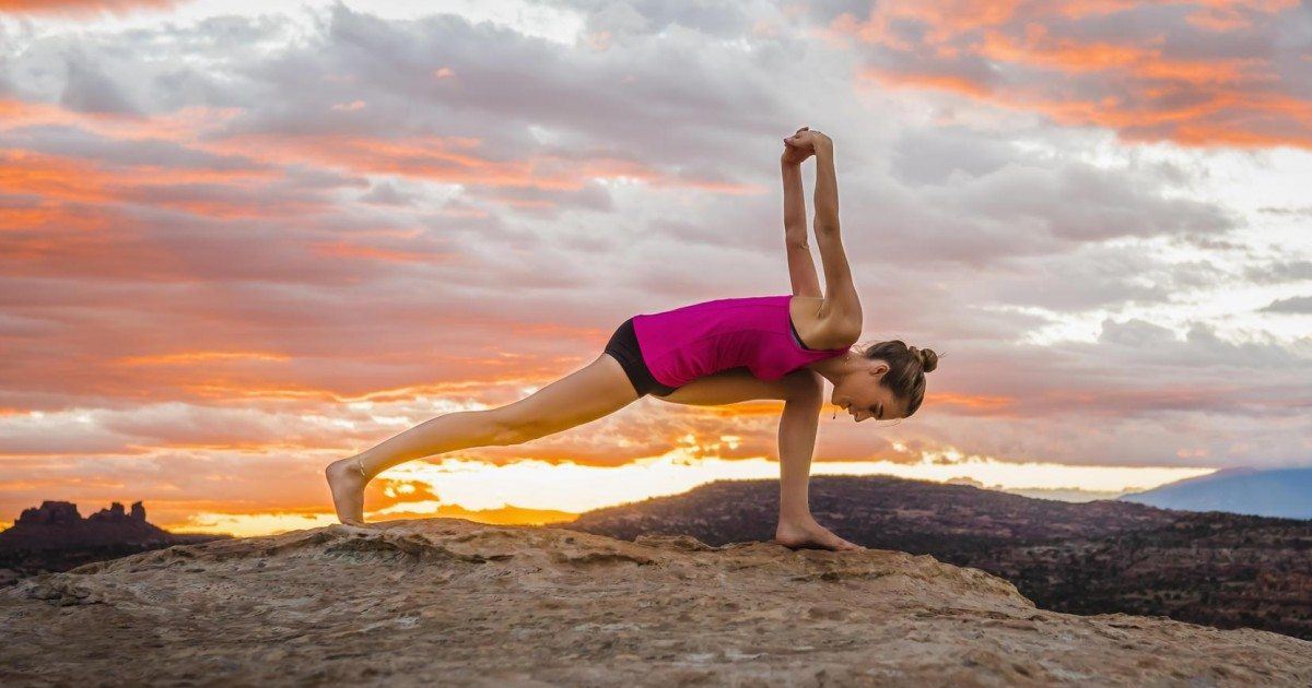 Exercices de yoga pour raffermir son ventre et perdre du poids facilement